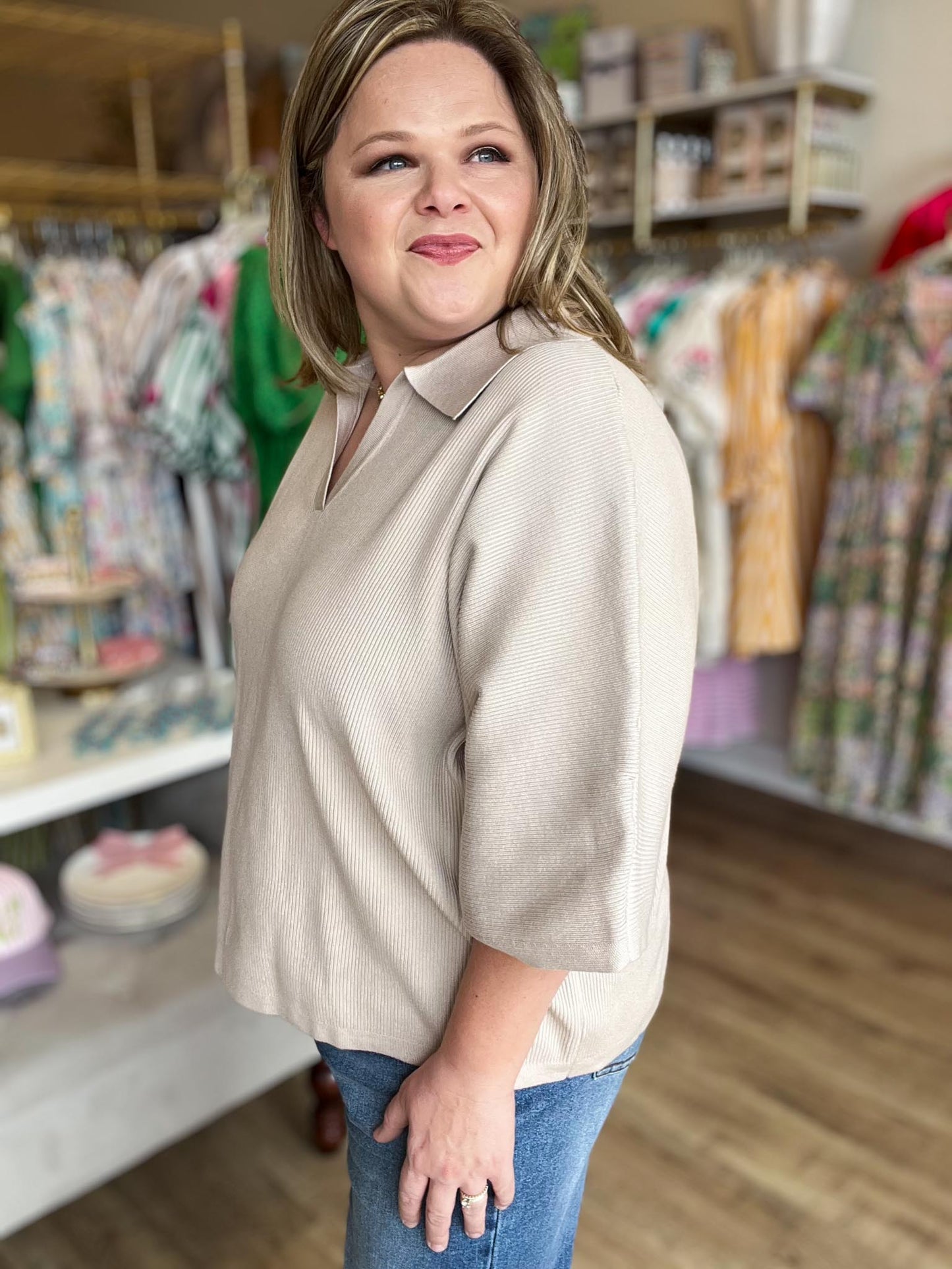 The Minimal Moment Curvy Stone Knit Collar Top