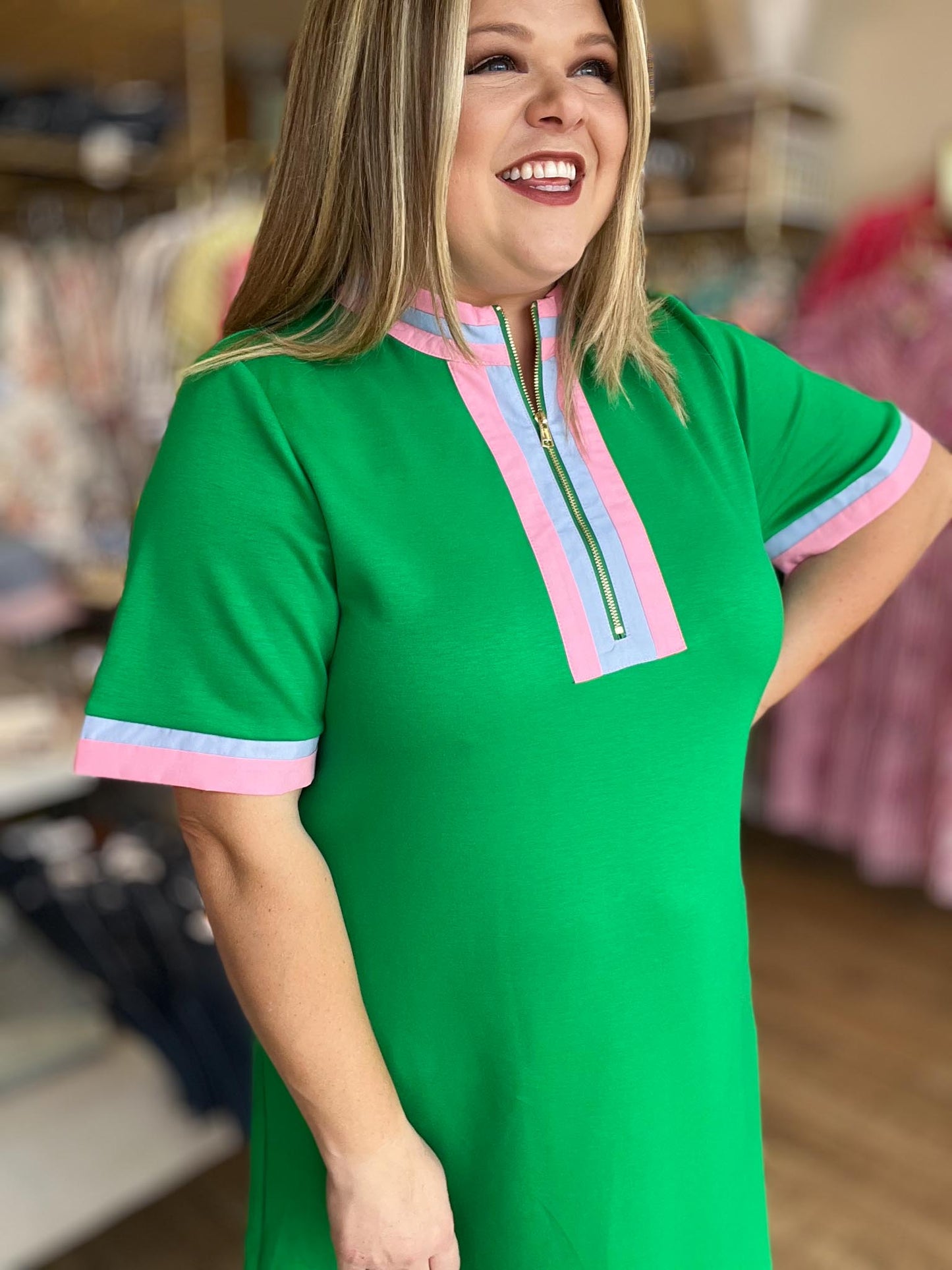 The Polished Edge Curvy Green Contrast Trim Casual Dress