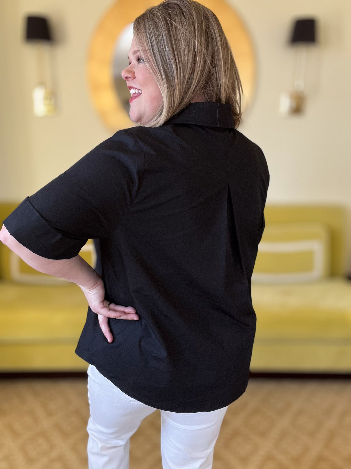 Très Belle Curvy Black Blouse