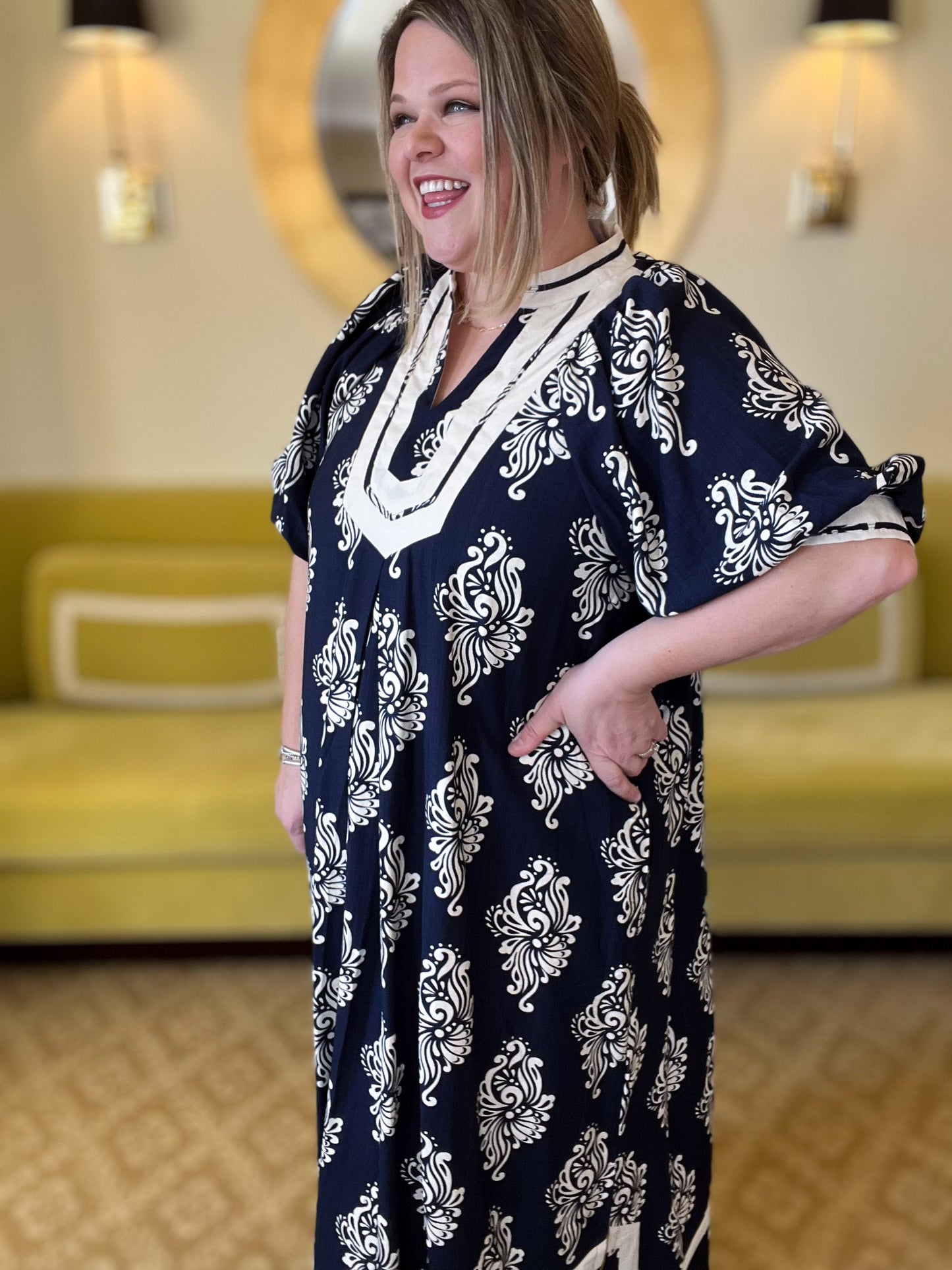 Twilight Tide Curvy Navy Midi Dress