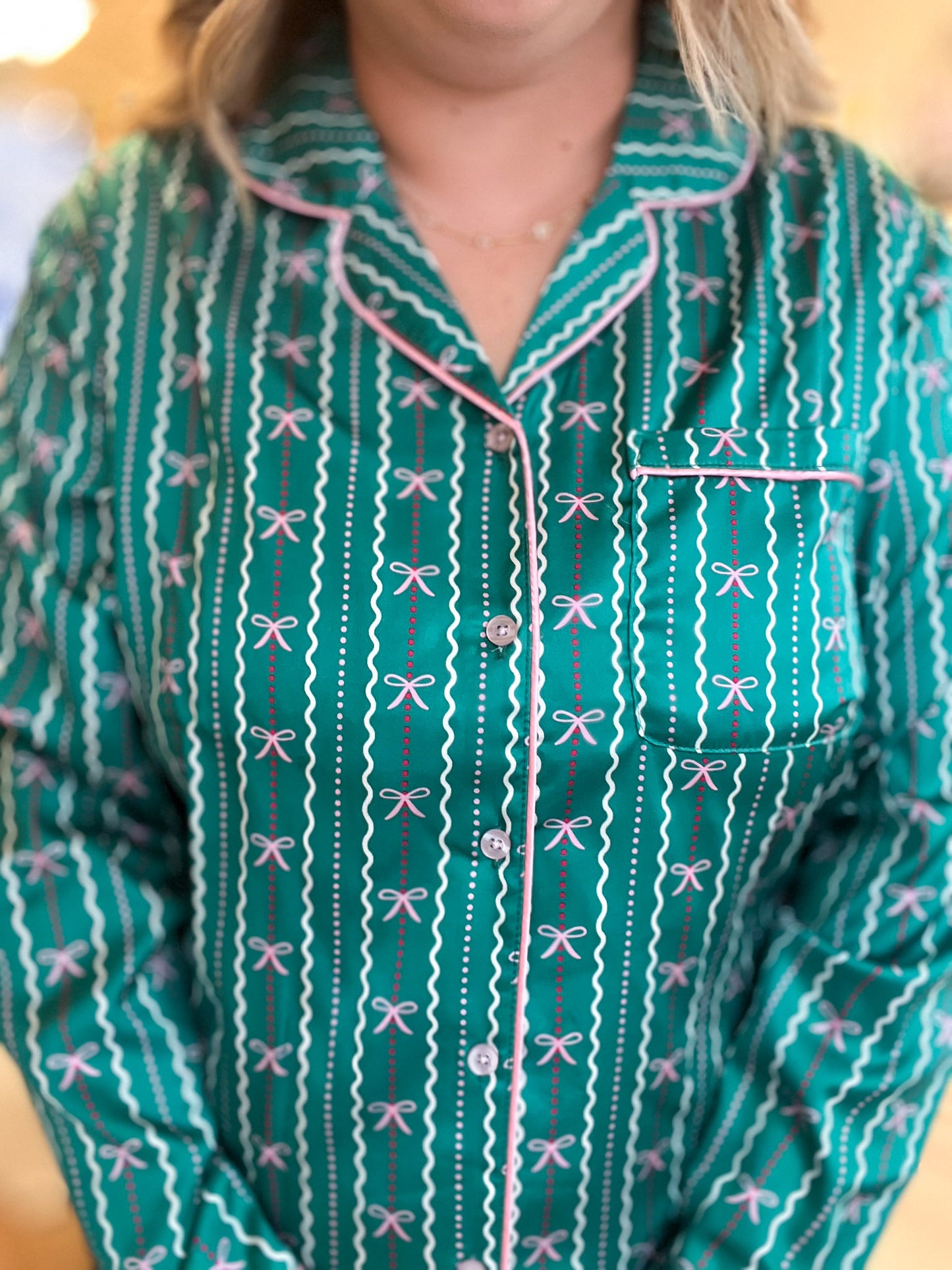 Under the Mistletoe Curvy Silky Bow Pajamas