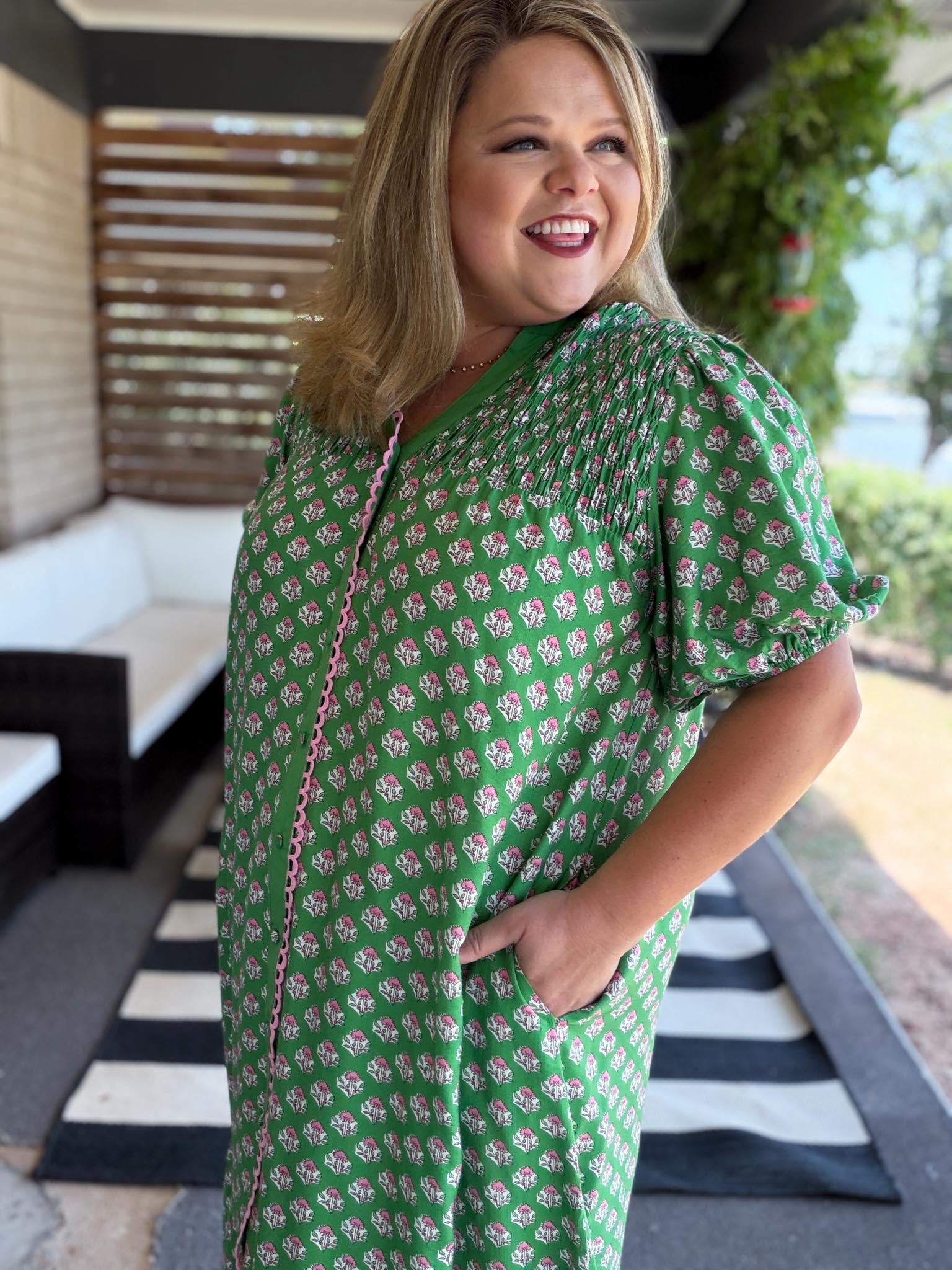 Weekend Wanderer Curvy Green Floral Midi Dress – Katherine Parker