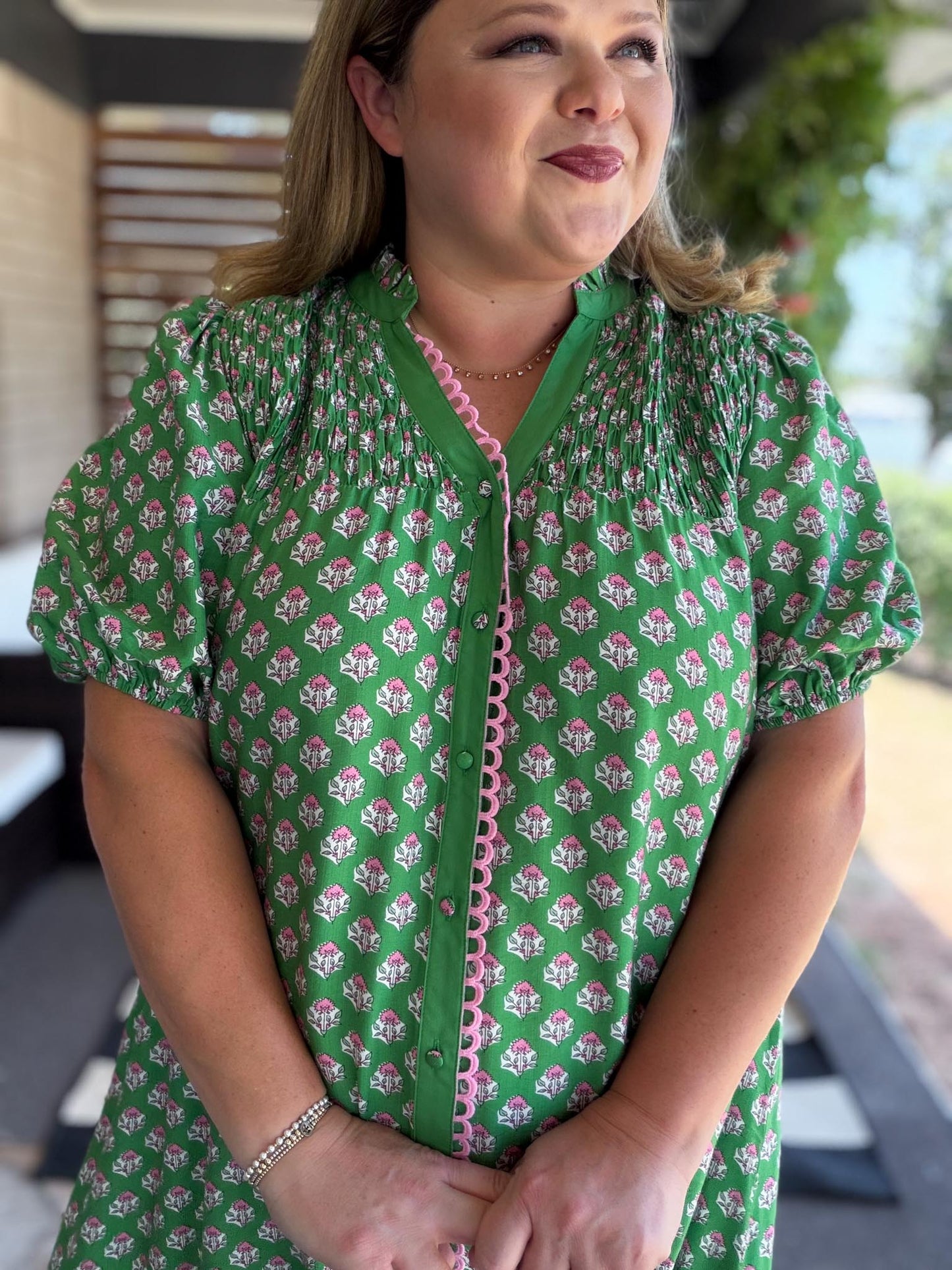 Weekend Wanderer Curvy Green Floral Midi Dress