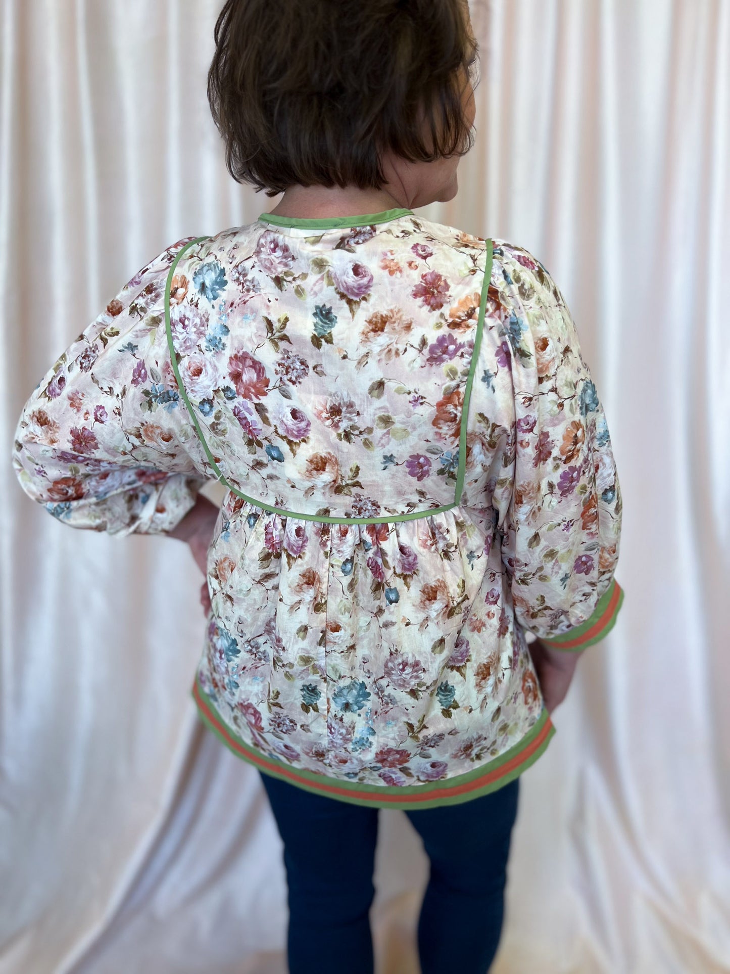 Whimsy Wisteria Curvy Ecru Floral Top