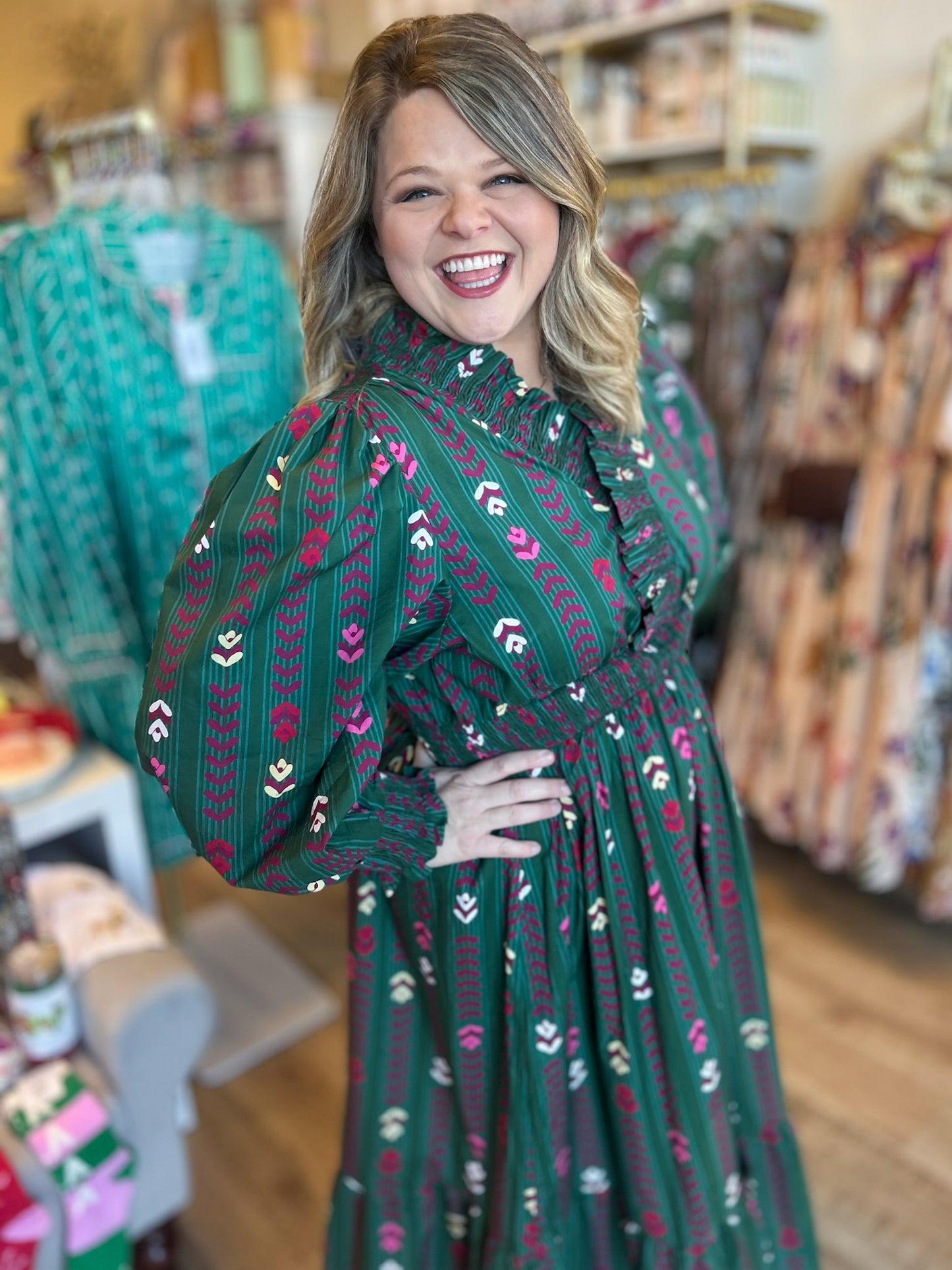 Wintergreen Soirée Curvy Green Long Sleeve Maxi Dress