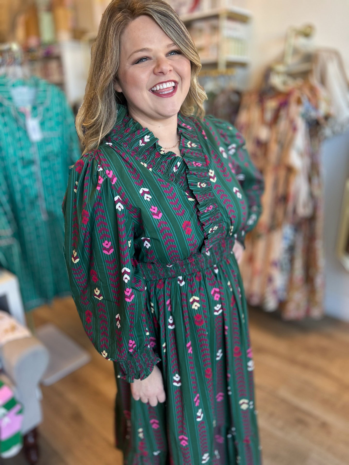 Wintergreen Soirée Curvy Green Long Sleeve Maxi Dress