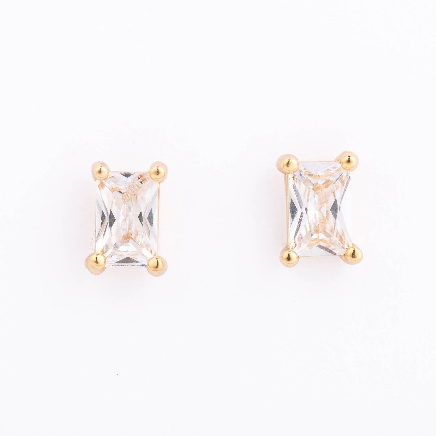 Brody 4-Prong Rectangle Earrings