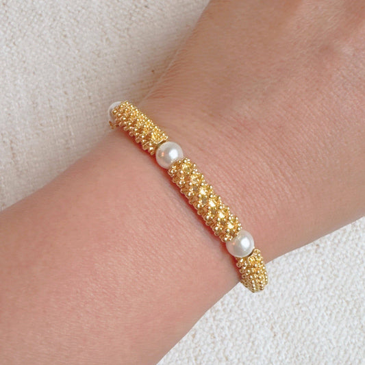 Pearl Pop Stretch Bracelet